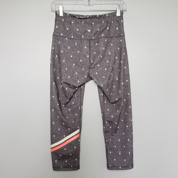 Old Navy Active Go Dry High Rise Drawstring Crop Leggings Gray Palm Tree Print M - Picture 6 of 11